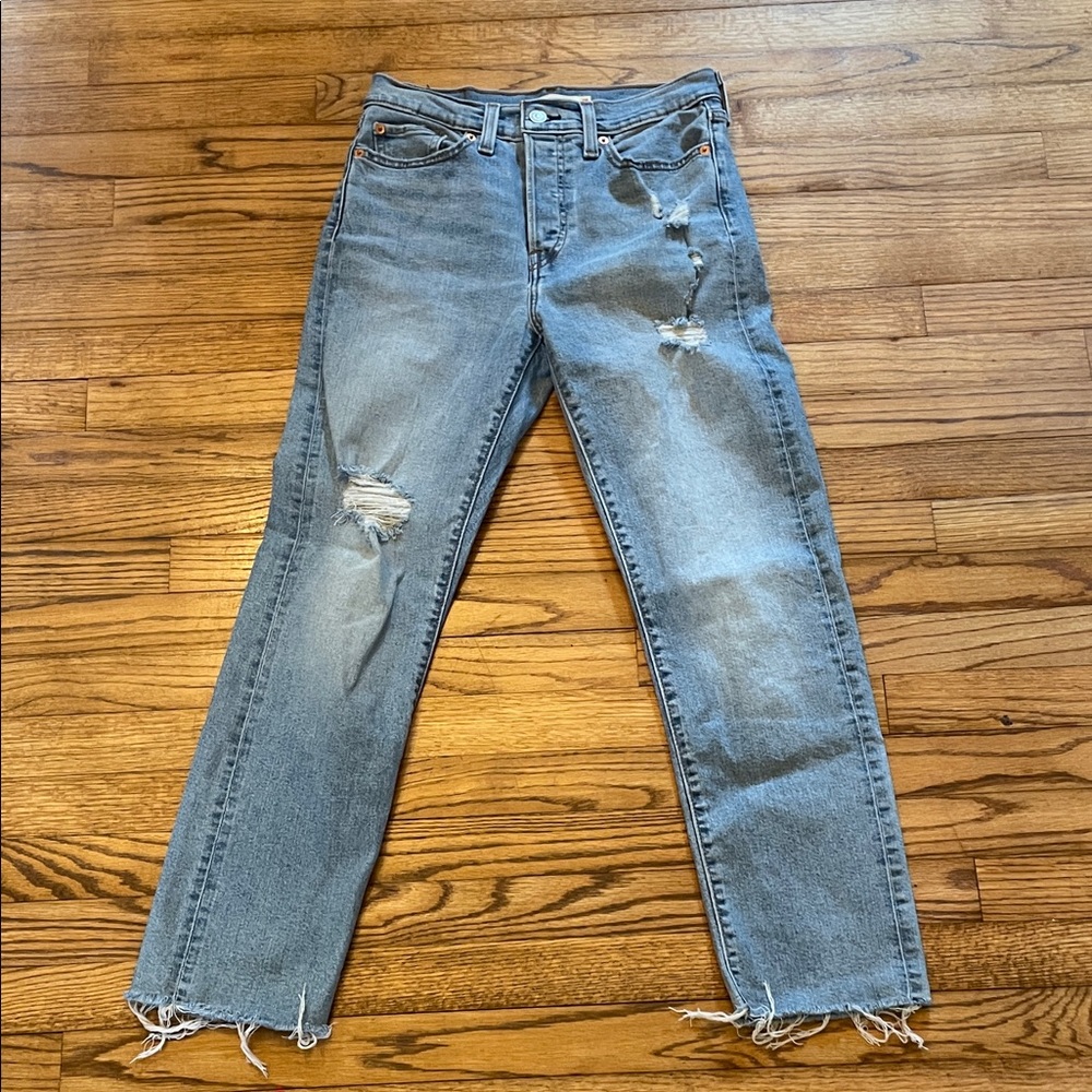 Levi's Light Blue Wedgie Straight Fit Button Fly Distressed Jeans Sz 28